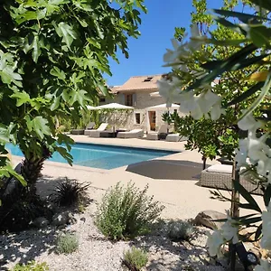 Bed & Breakfast Les Champs De Provence